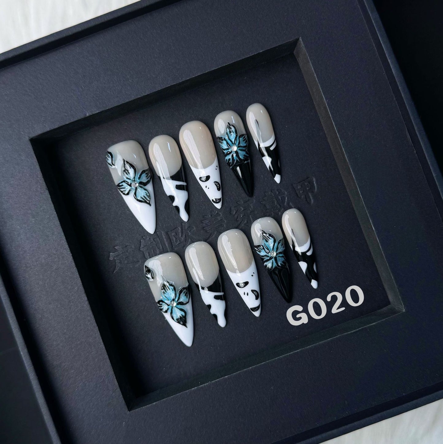 3D Blue Flower nails with French & Line Design,Black-white Tones,CY
