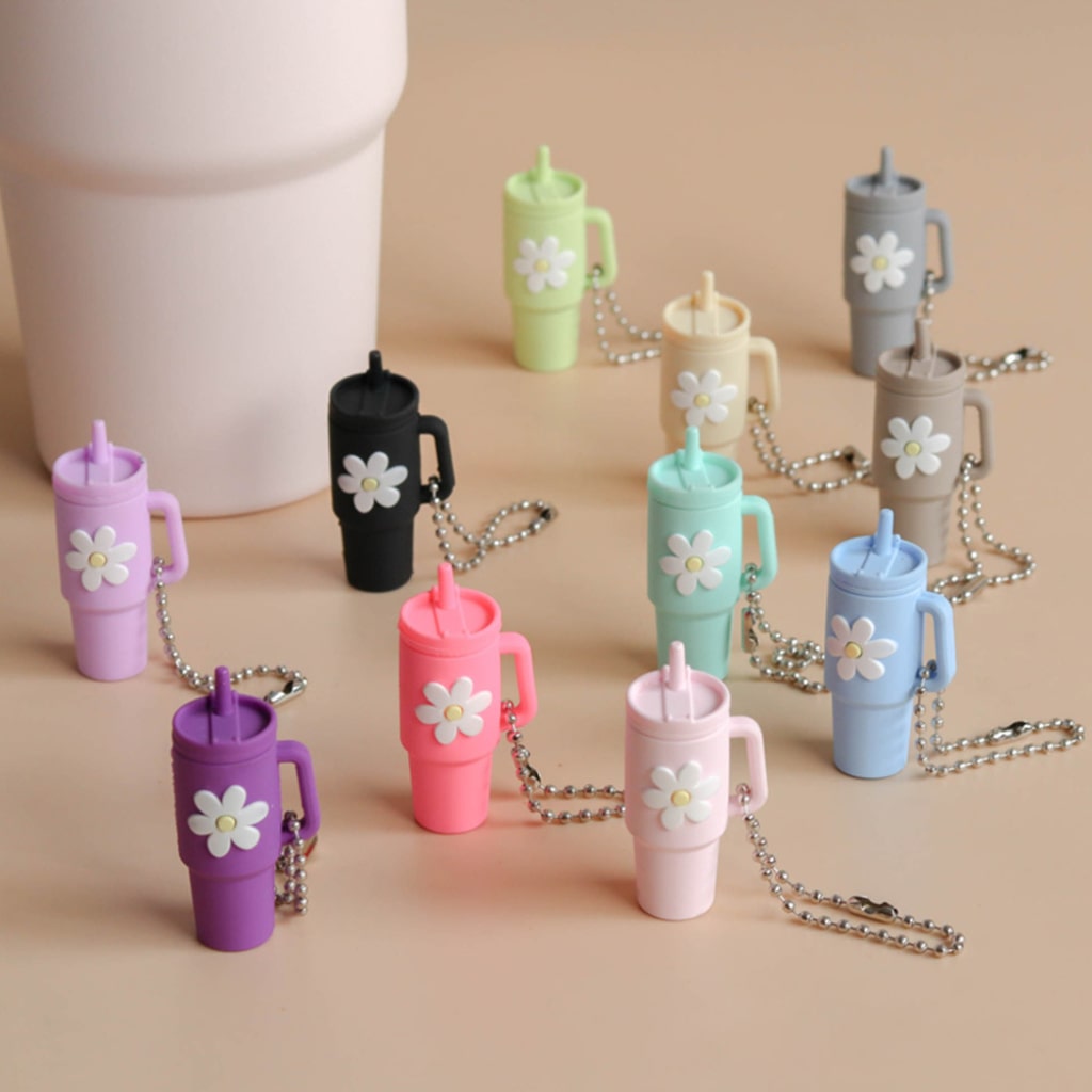 Silicone Mini Tumbler Keychains With Flowers,13 colors,Random Mix