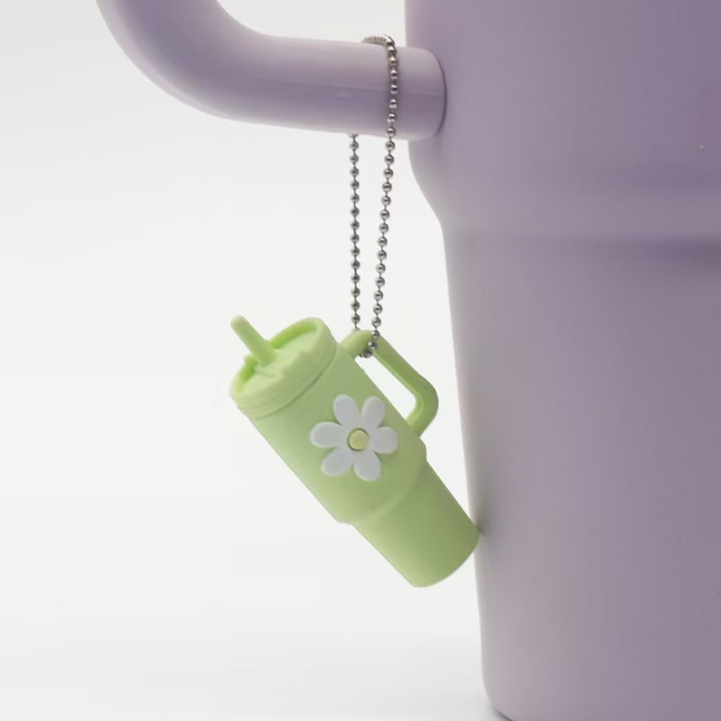 Silicone Mini Tumbler Keychains With Flowers,13 colors,Random Mix