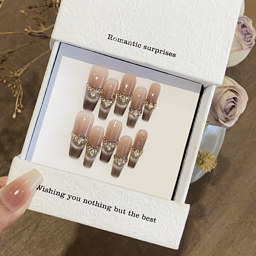 Cat Eye Shiny Nails with Rhinestone,Brown Powder Ombre Color,French Style ,YZG