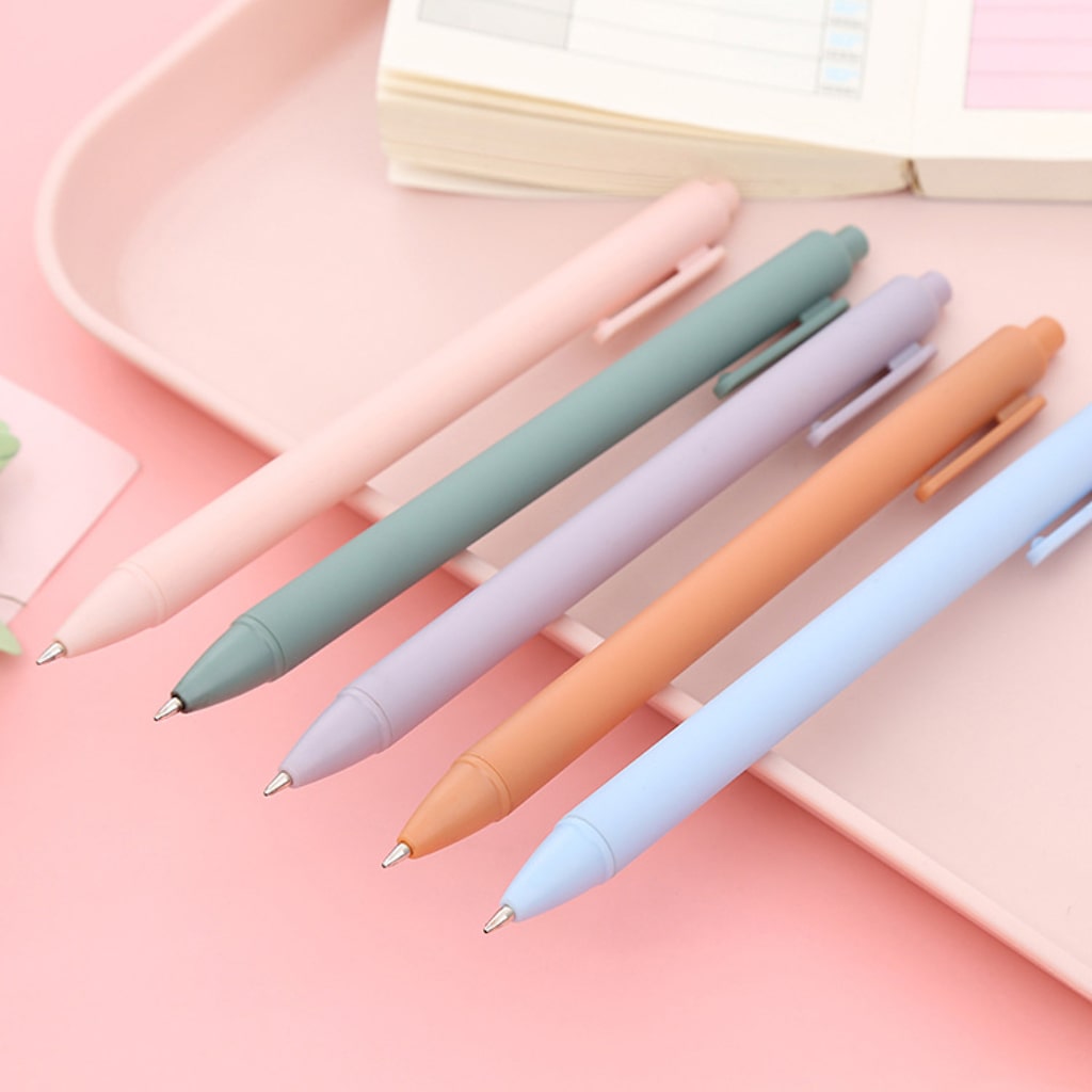 Beadable Solid Plastic Push Pens For Pen Wraps