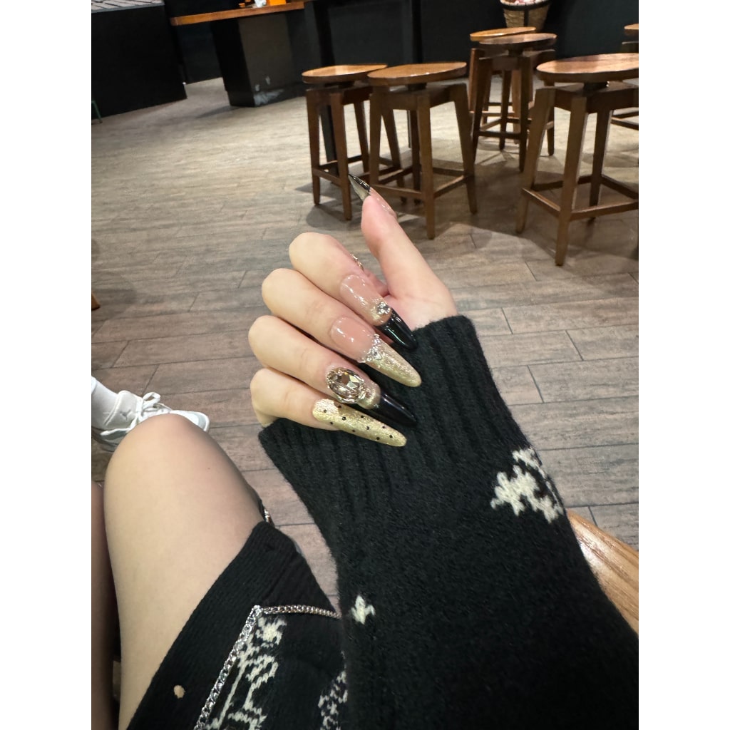 French Long-Thin nails with Cat eye & Dot print Design,Rhinestone,YZG