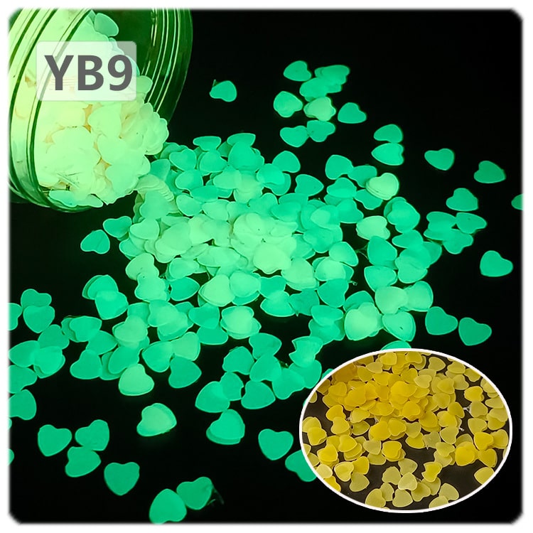 Luminous Glitter Heart For Snow Globe Tumbler ,Sequins Glow in The Dark ,3mm ,20g