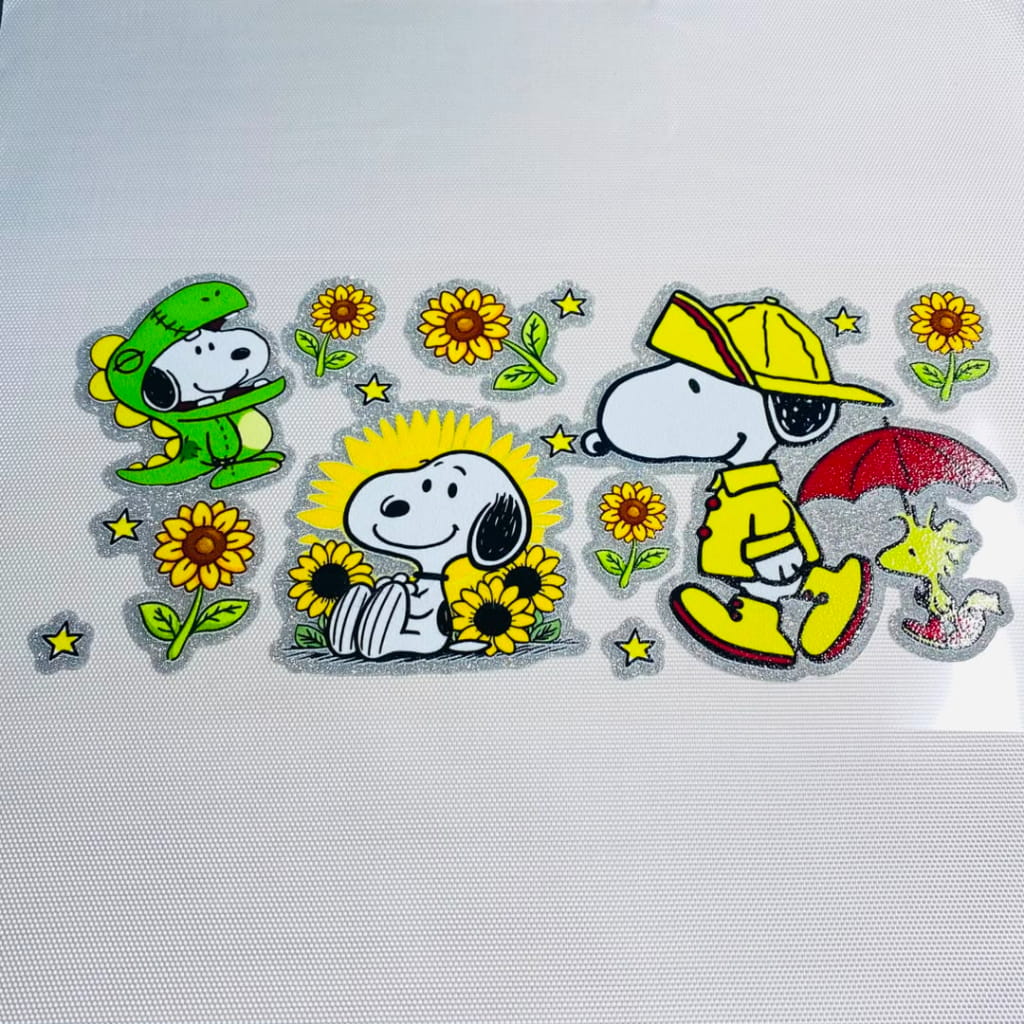 16oz UVDTF Shiny Glitter Cup Wraps, Water Proof ,Cartoon ,Snoopy